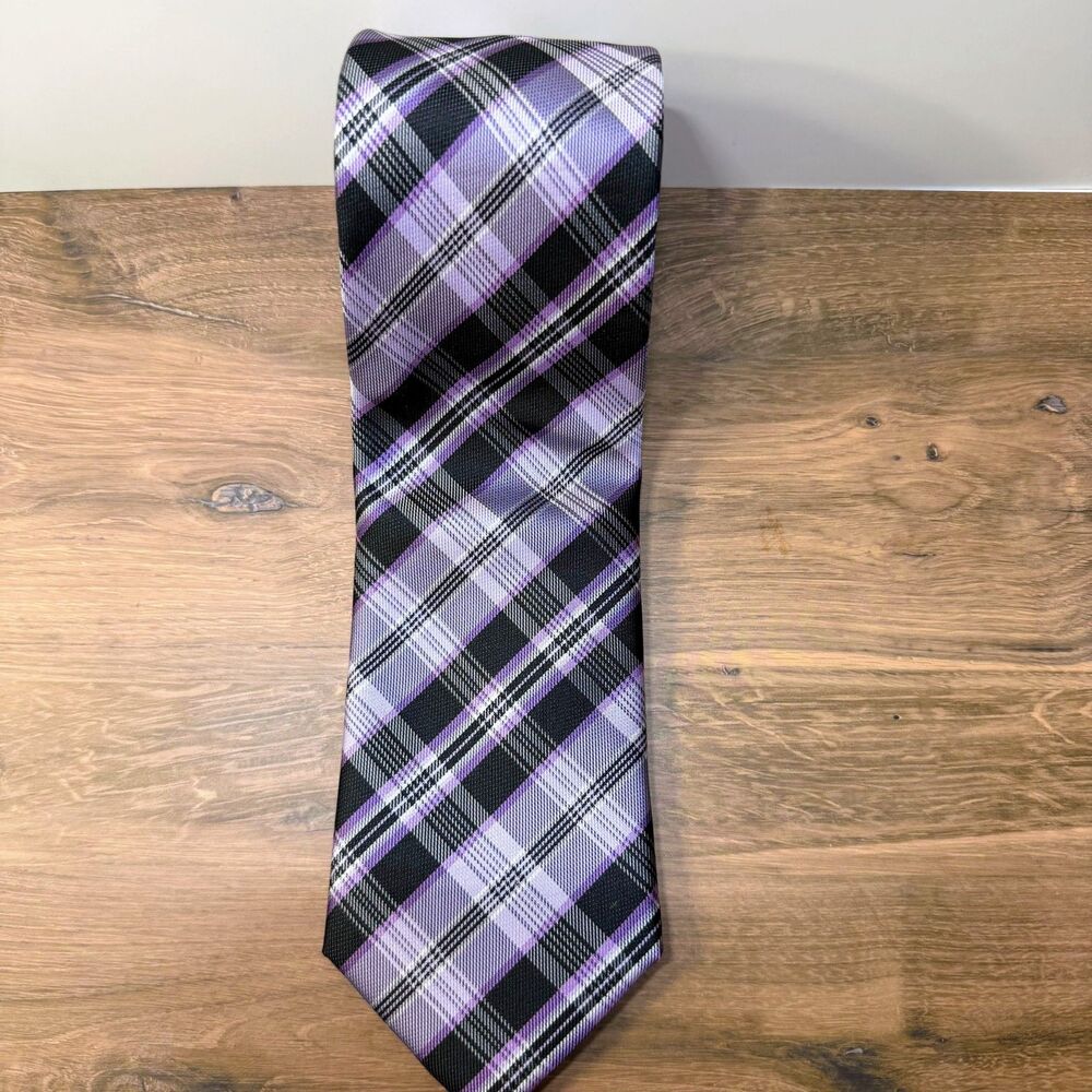 Vintage Colours by Alexander Julian Tie Purple Black Plaid